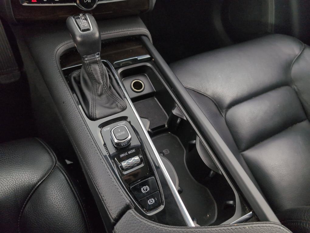 used 2017 Volvo XC90 car, priced at $20,499