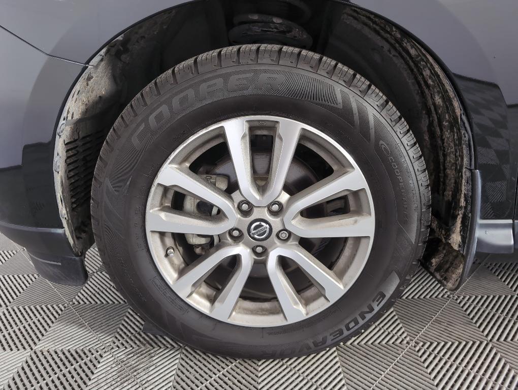 used 2015 Nissan Pathfinder car, priced at $8,999