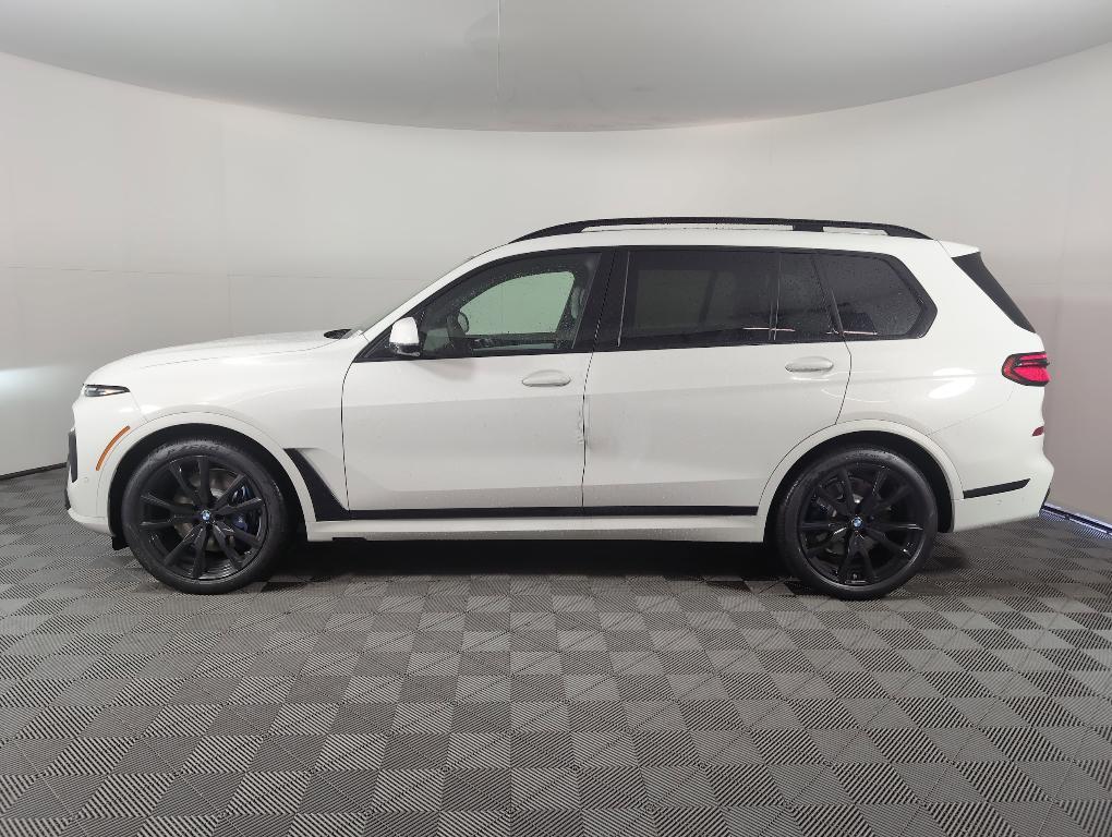 new 2026 BMW X7 car, priced at $96,680