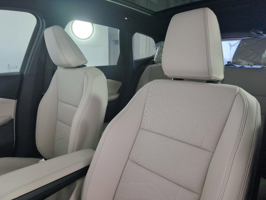 new 2025 BMW X1 car, priced at $45,275