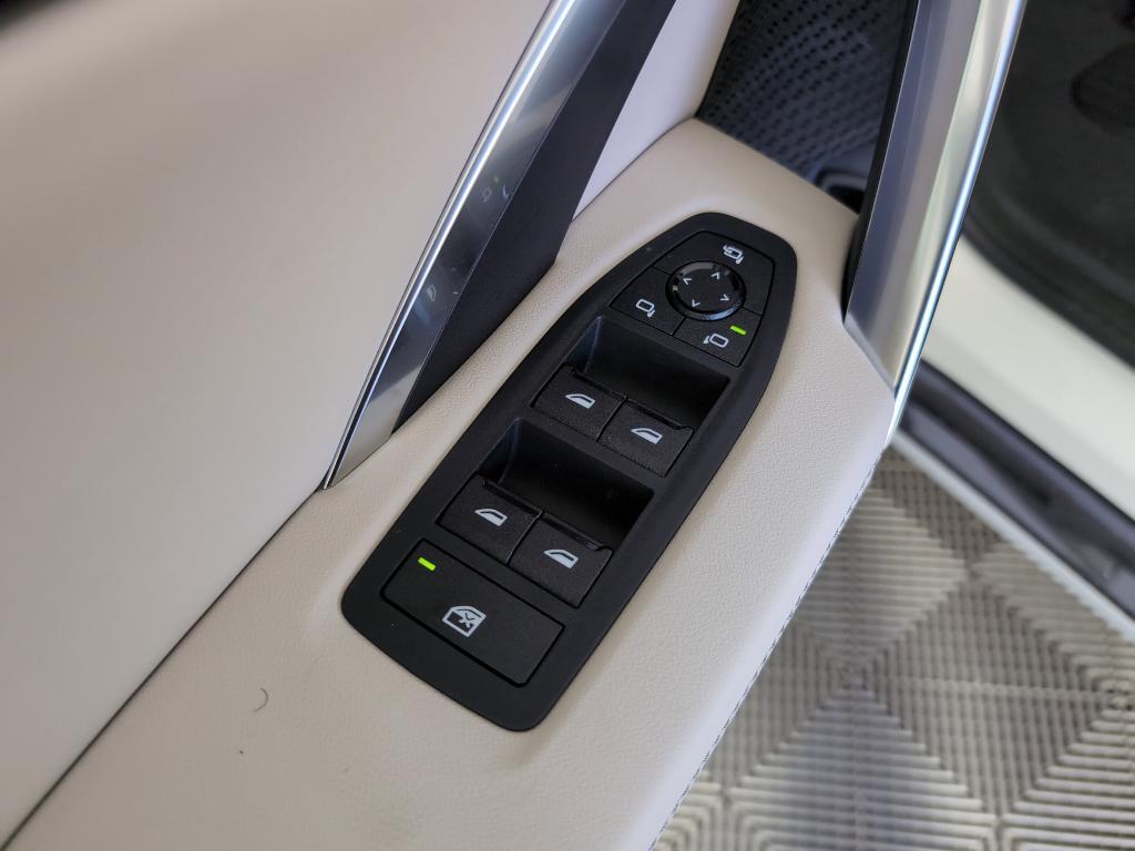 new 2025 BMW X1 car, priced at $45,275