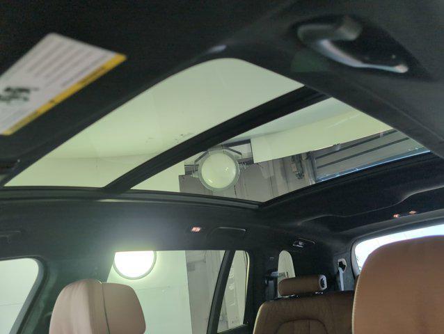 new 2026 BMW X7 car, priced at $120,210