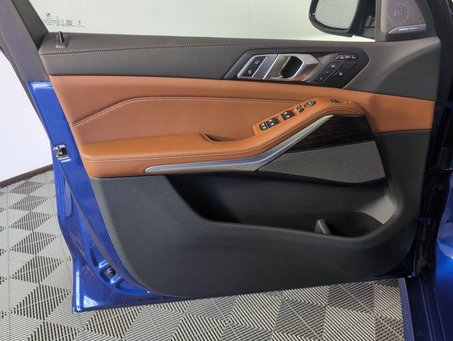 new 2026 BMW X7 car, priced at $120,210