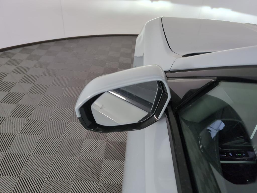 new 2025 BMW 750e car, priced at $123,575