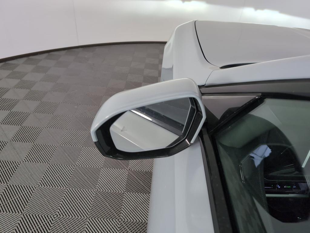 new 2025 BMW 750e car, priced at $123,575