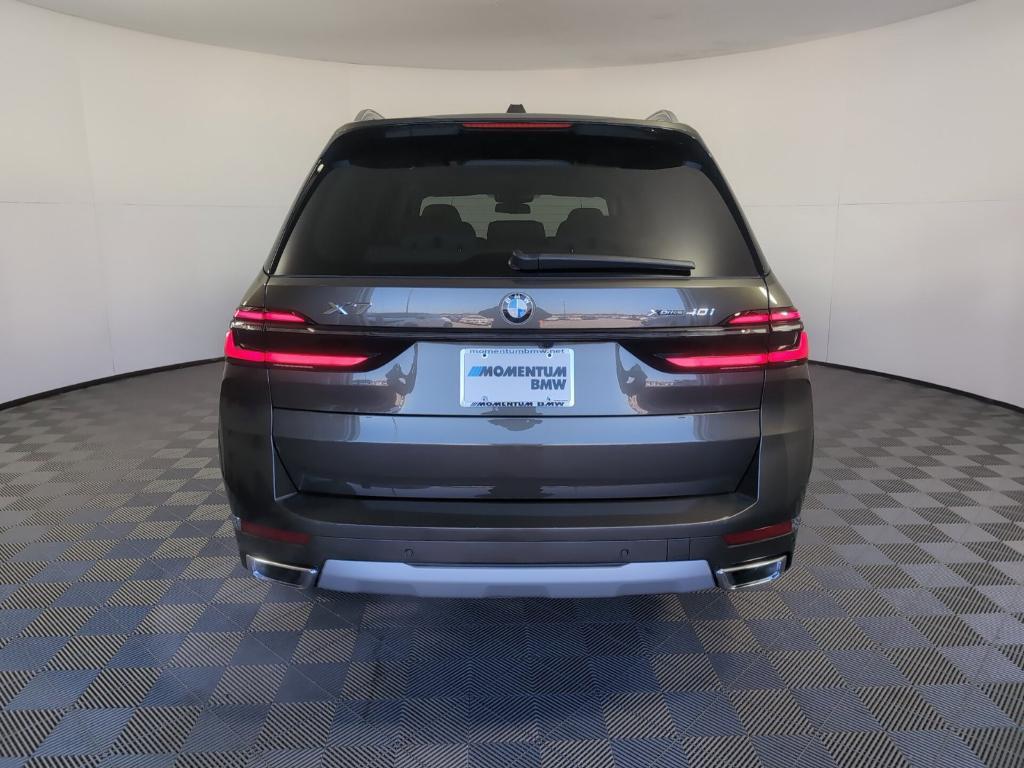 new 2025 BMW X7 car, priced at $99,335