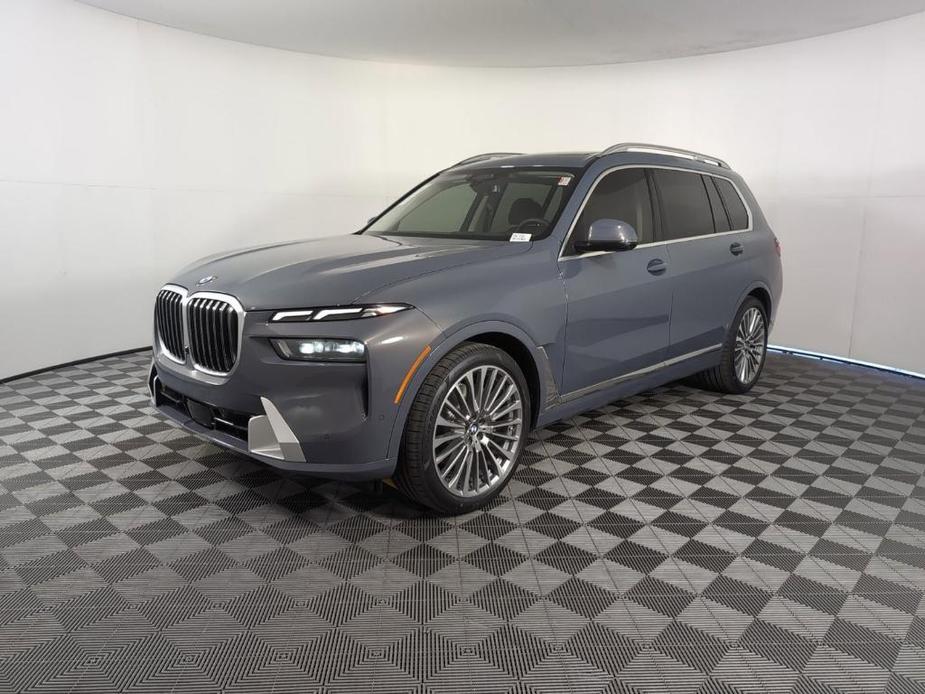 new 2025 BMW X7 car, priced at $92,825