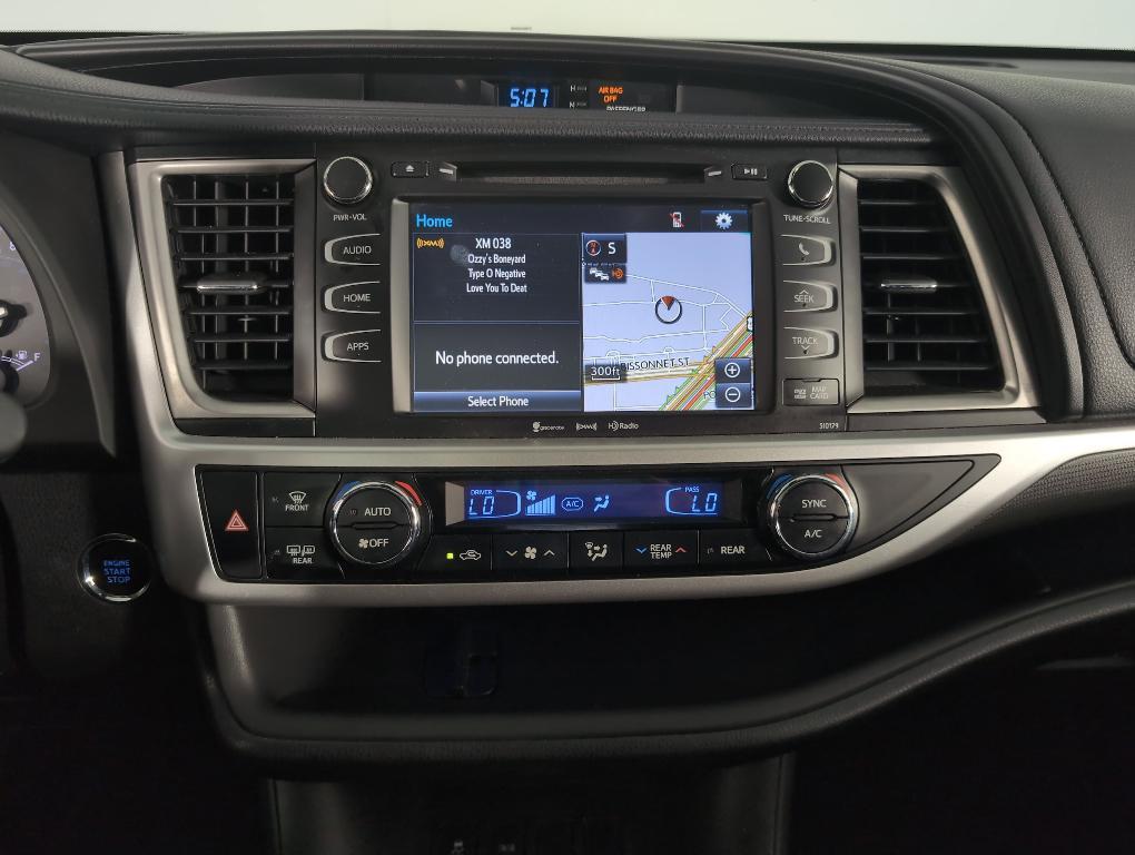 used 2017 Toyota Highlander car, priced at $22,499