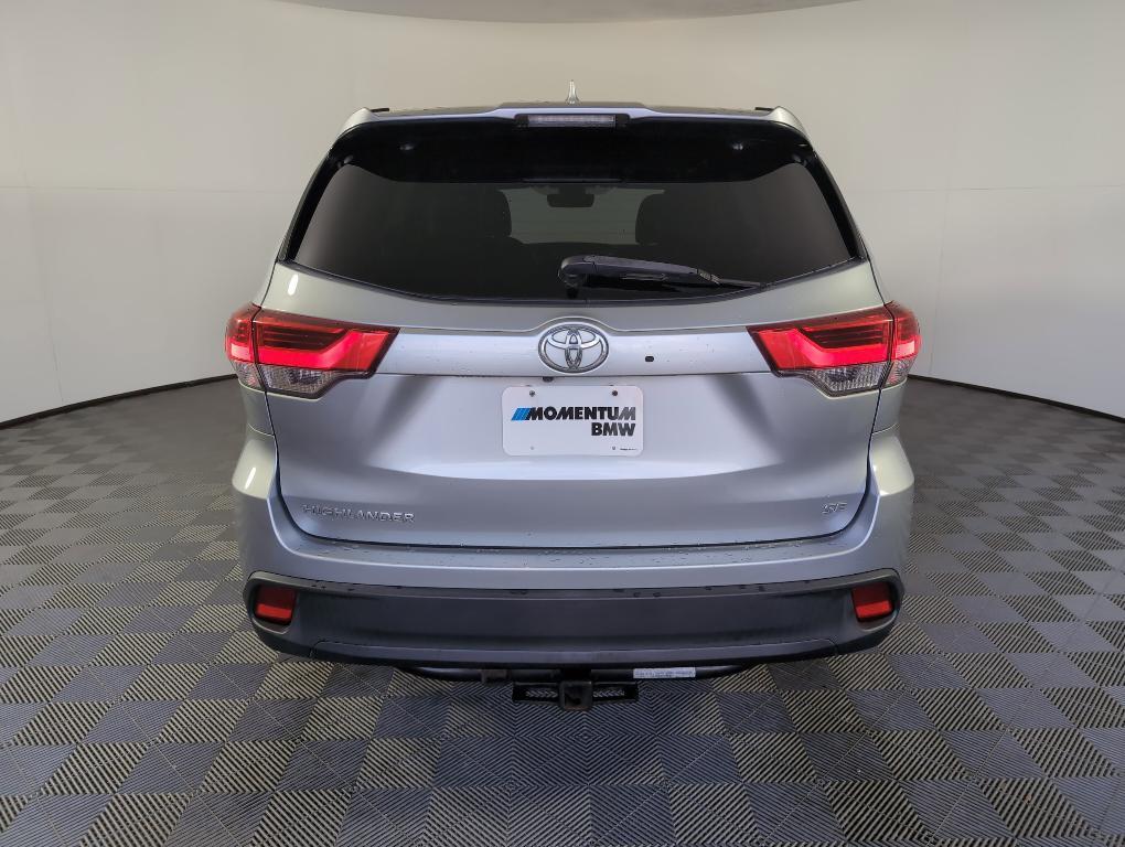 used 2017 Toyota Highlander car, priced at $22,499