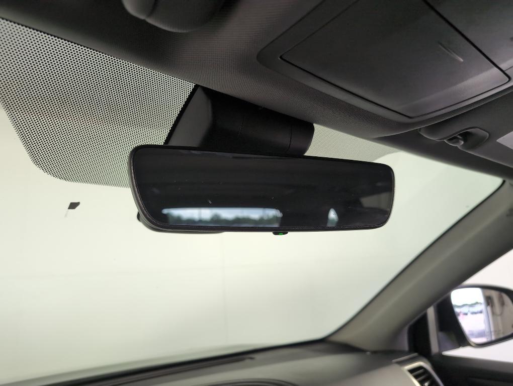 used 2017 Toyota Highlander car, priced at $22,499
