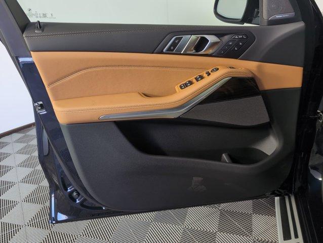 new 2026 BMW X7 car, priced at $106,110