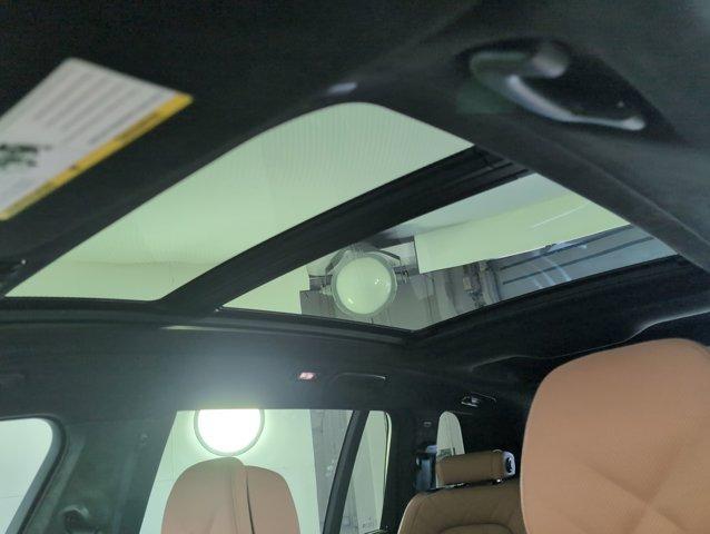 new 2026 BMW X7 car, priced at $106,110