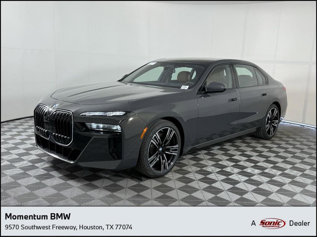 new 2025 BMW 760 car, priced at $134,425