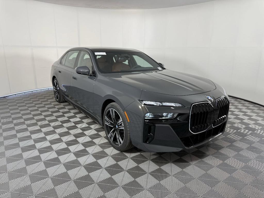 new 2025 BMW 760 car, priced at $134,425