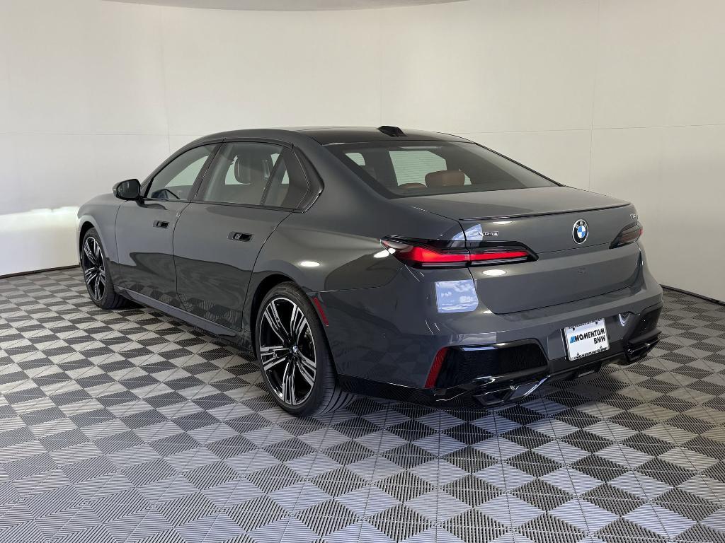 new 2025 BMW 760 car, priced at $134,425