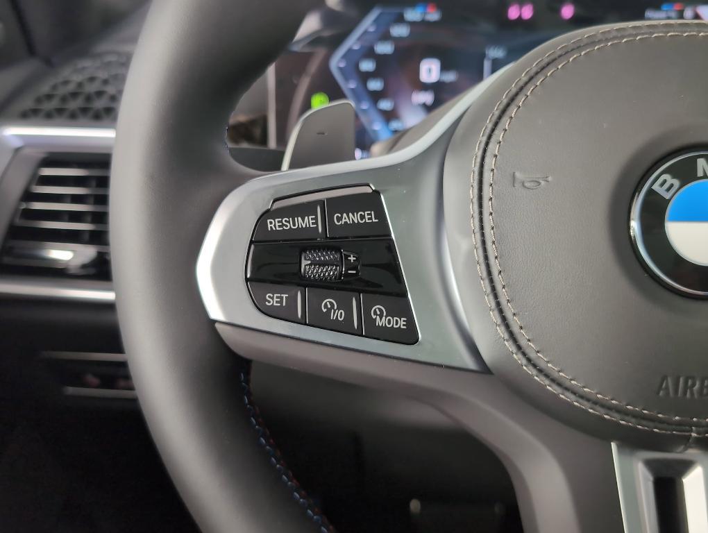 new 2026 BMW X7 car, priced at $118,030