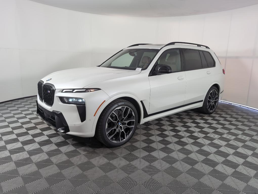 new 2026 BMW X7 car, priced at $118,030