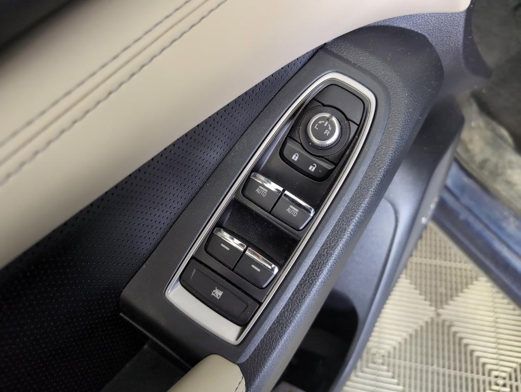used 2020 Subaru Ascent car, priced at $25,999