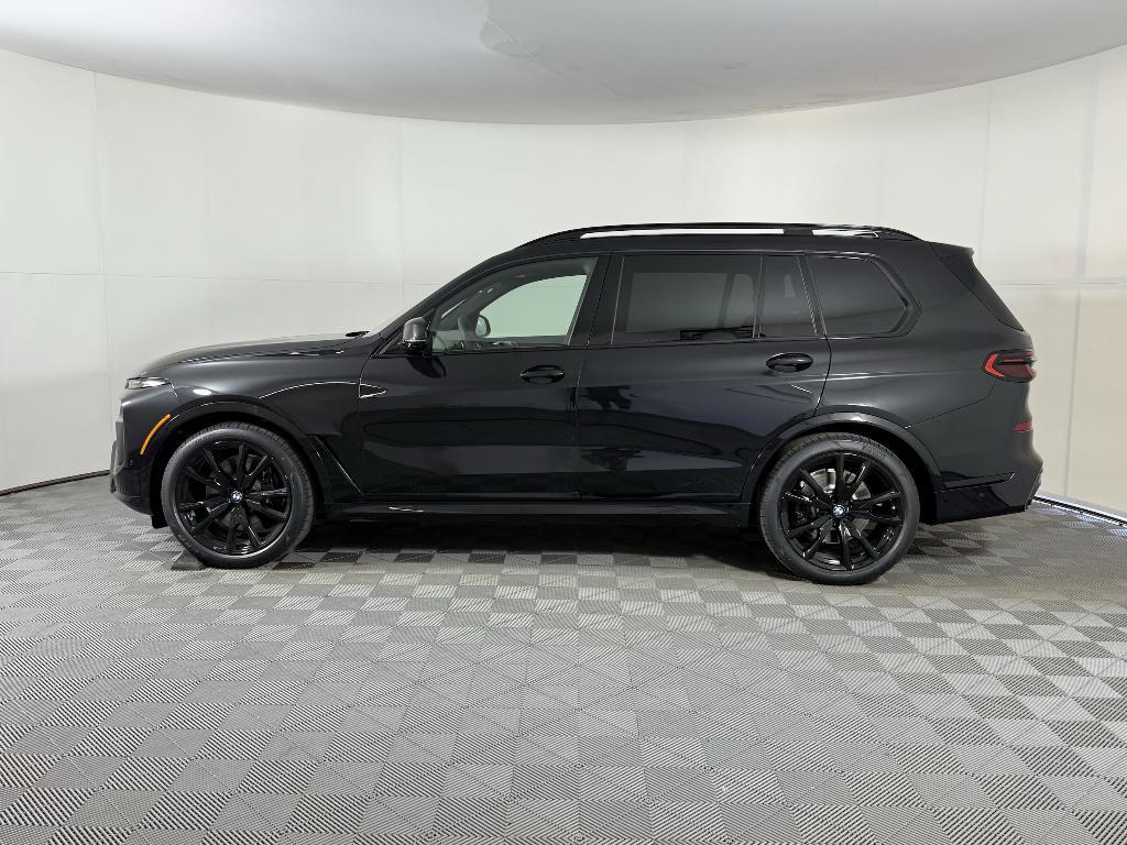 new 2026 BMW X7 car, priced at $95,650