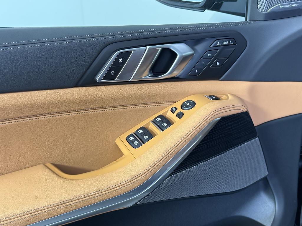 new 2026 BMW X7 car, priced at $95,650
