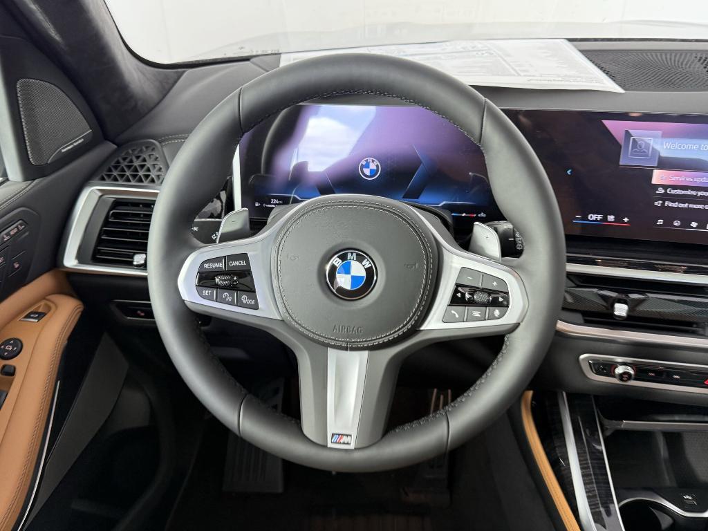 new 2026 BMW X7 car, priced at $95,650
