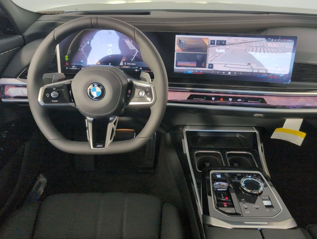 new 2025 BMW 760 car, priced at $132,125