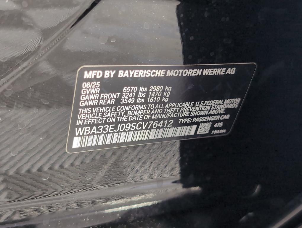 new 2025 BMW 760 car, priced at $132,125