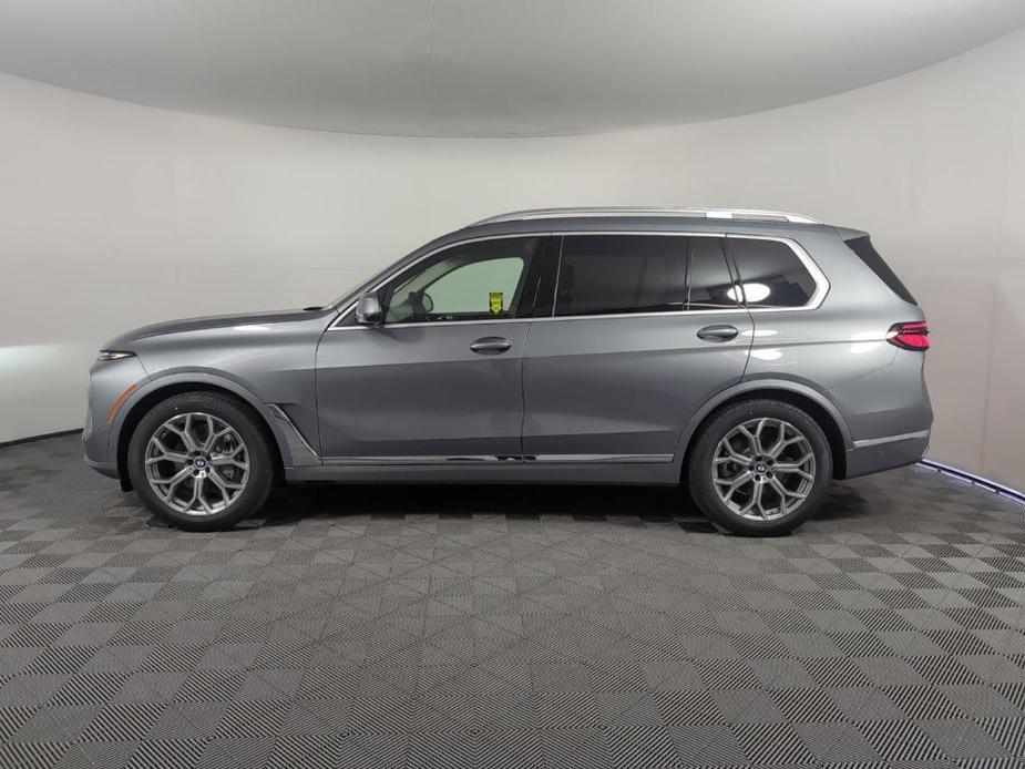 new 2025 BMW X7 car, priced at $86,995