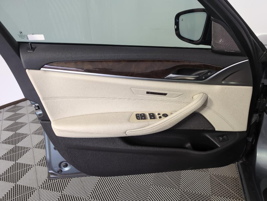 used 2019 BMW 540 car, priced at $29,999