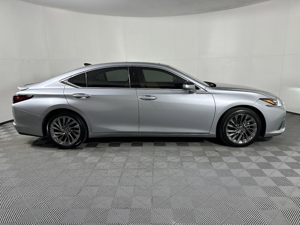 used 2024 Lexus ES 350 car, priced at $47,999