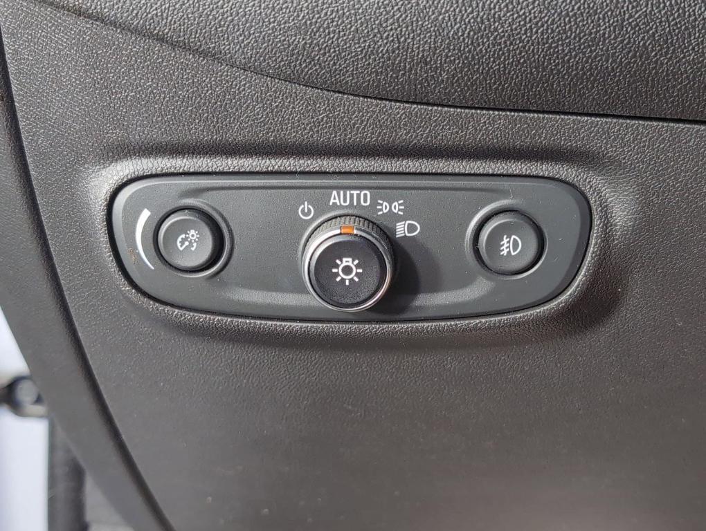 used 2020 Chevrolet Equinox car, priced at $16,499