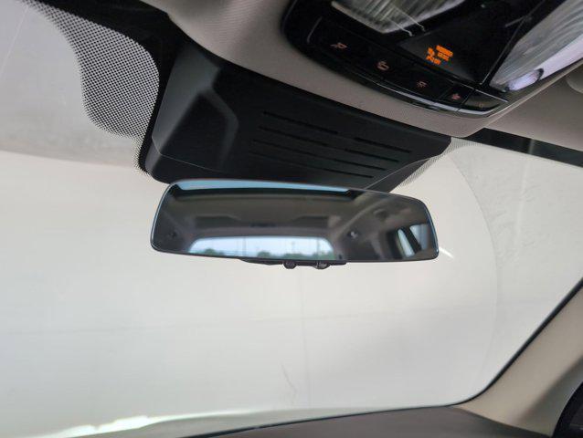 new 2026 BMW X7 car, priced at $101,710