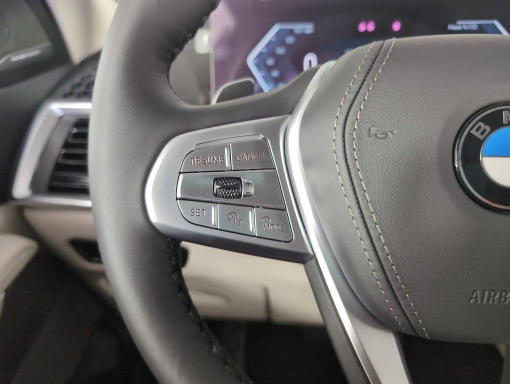 new 2026 BMW X7 car, priced at $101,710