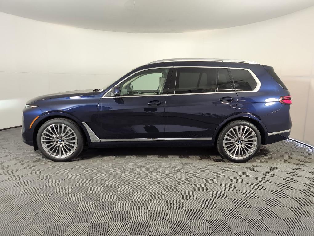 new 2026 BMW X7 car, priced at $101,710