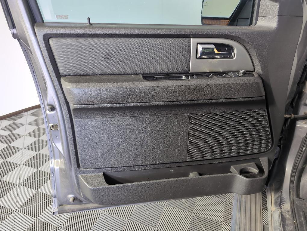 used 2013 Ford Expedition car, priced at $10,499