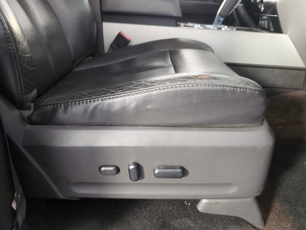 used 2013 Ford Expedition car, priced at $10,298
