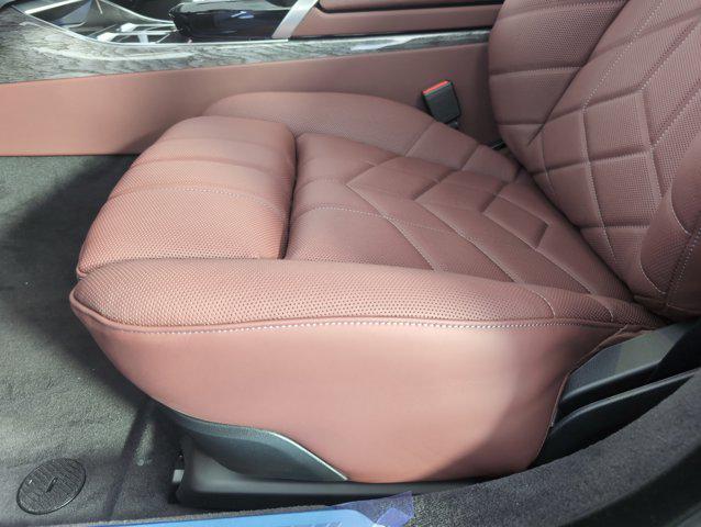 new 2025 BMW 760 car, priced at $141,520