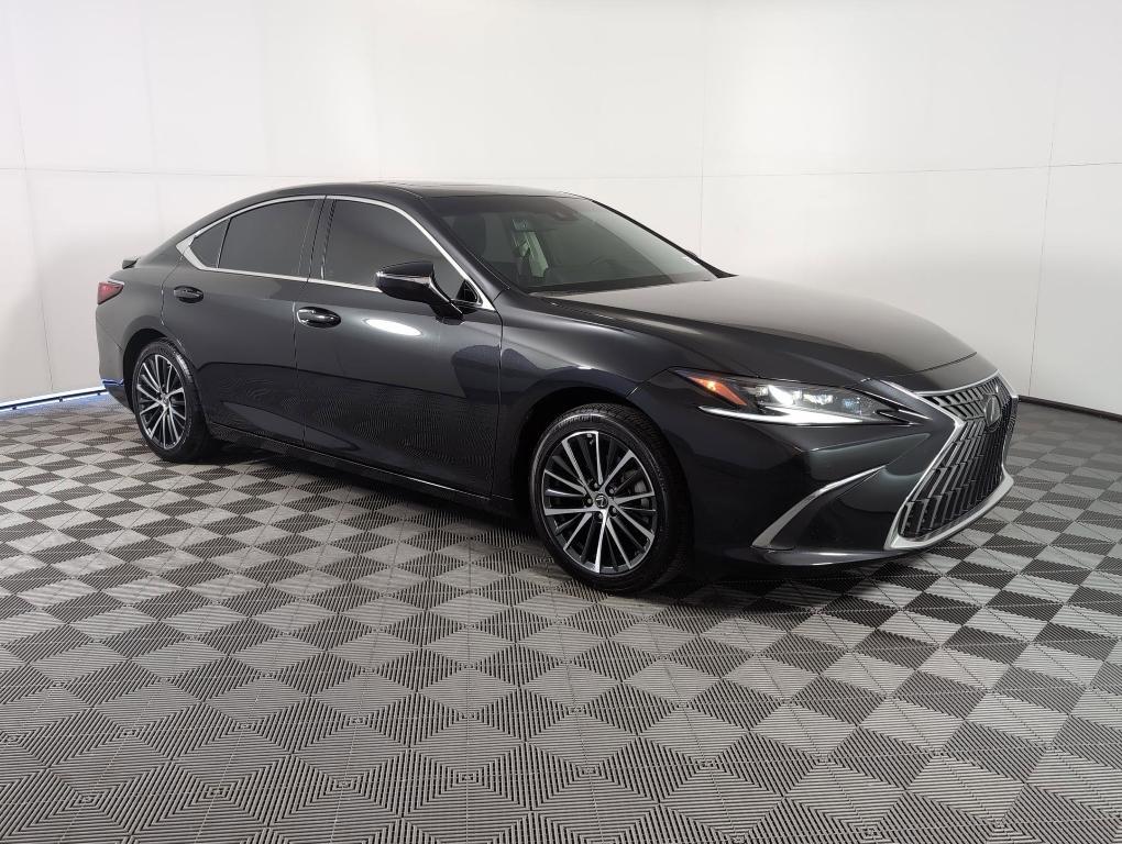 used 2025 Lexus ES 300h car, priced at $39,999