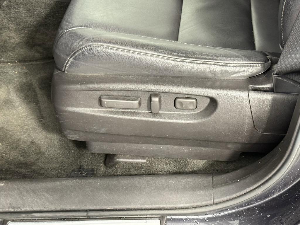 used 2014 Acura MDX car, priced at $15,999