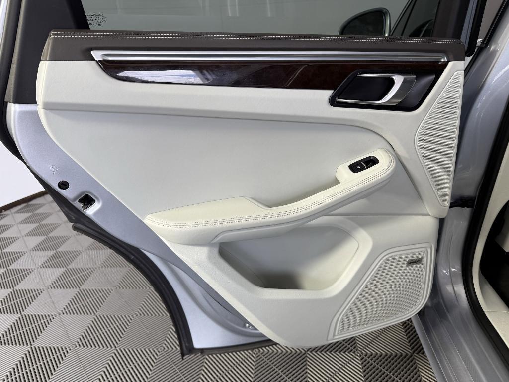 used 2018 Porsche Macan car, priced at $29,999