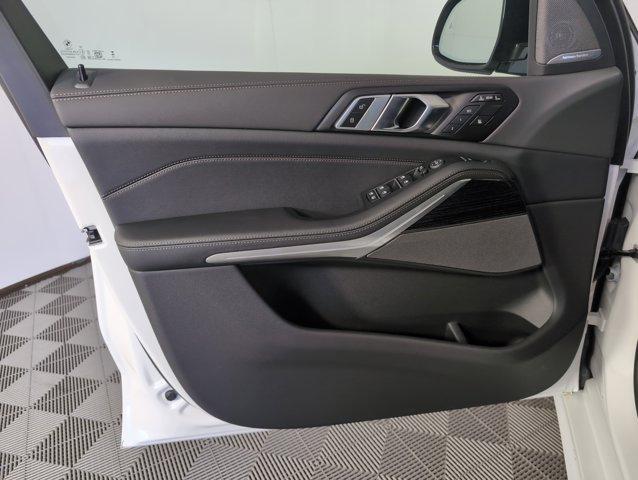 new 2026 BMW X7 car, priced at $97,475