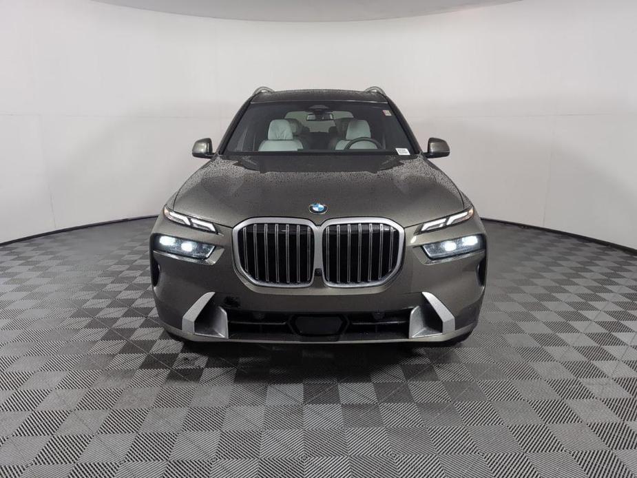 new 2025 BMW X7 car, priced at $92,135