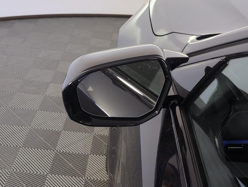 new 2026 BMW M5 car, priced at $125,175