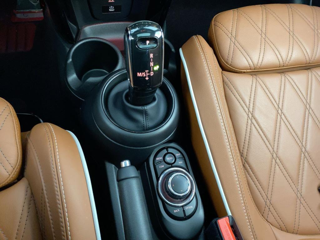 used 2023 MINI Hardtop car, priced at $24,999