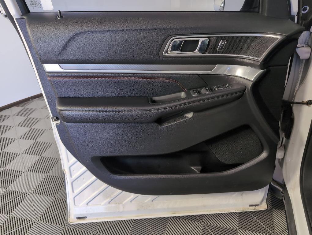 used 2016 Ford Explorer car, priced at $11,999