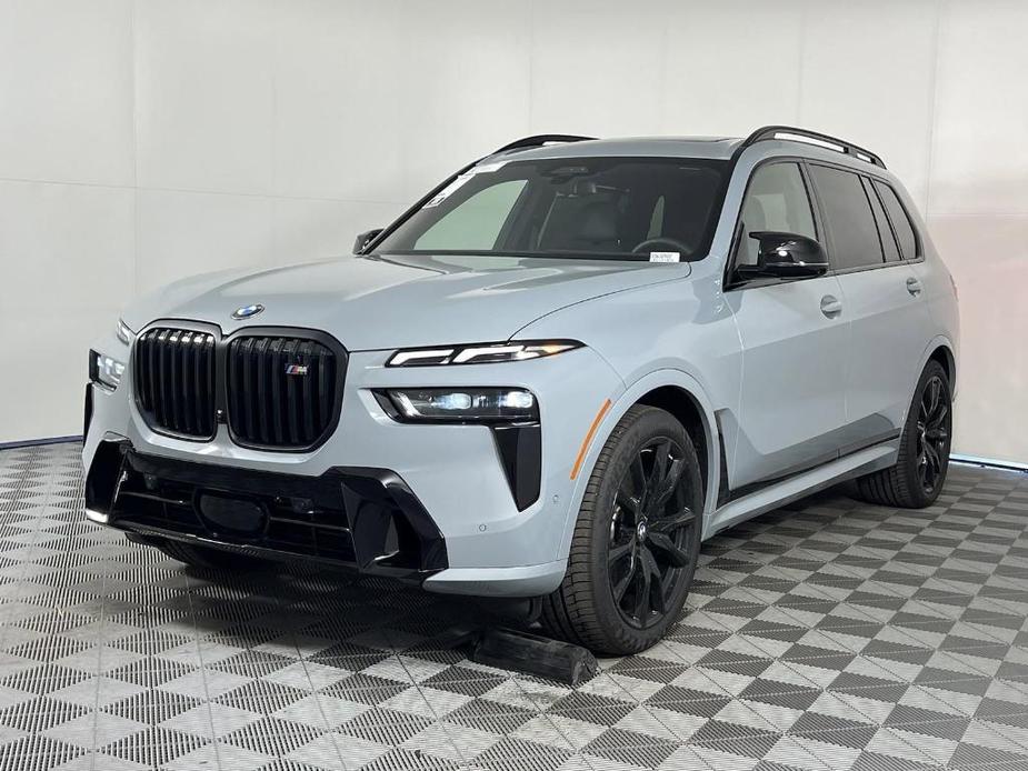 new 2025 BMW X7 car, priced at $119,695