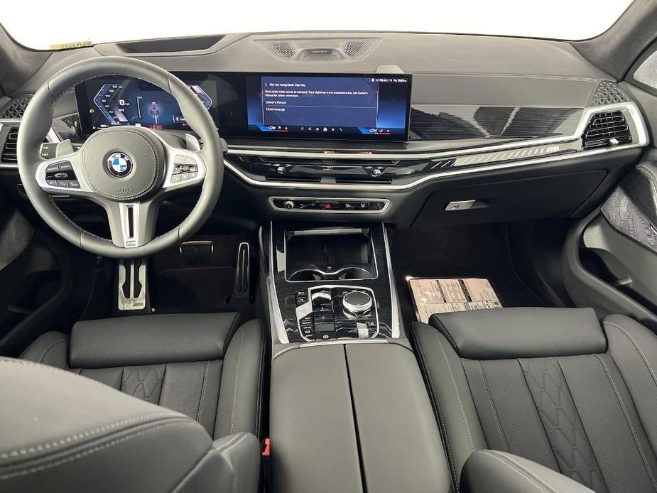 new 2025 BMW X7 car, priced at $119,695