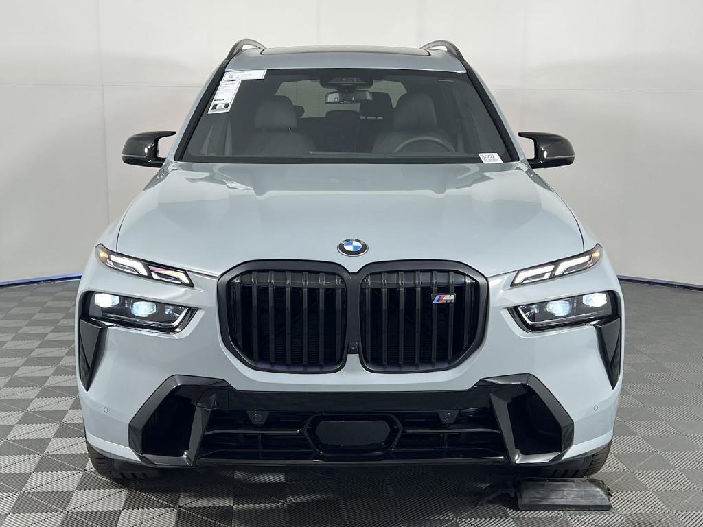 new 2025 BMW X7 car, priced at $119,695