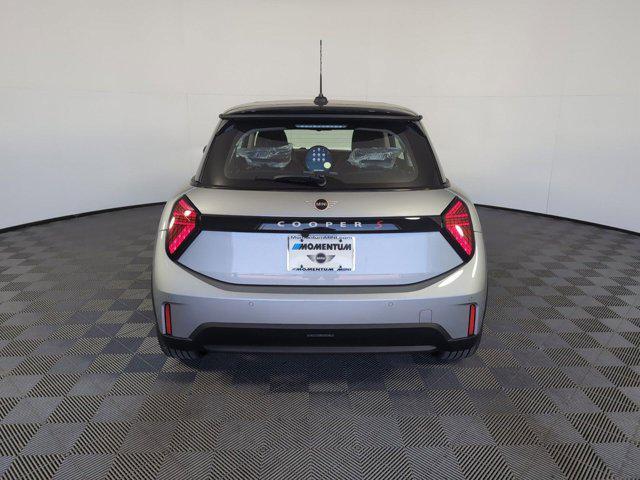 used 2025 MINI Hardtop car, priced at $27,991