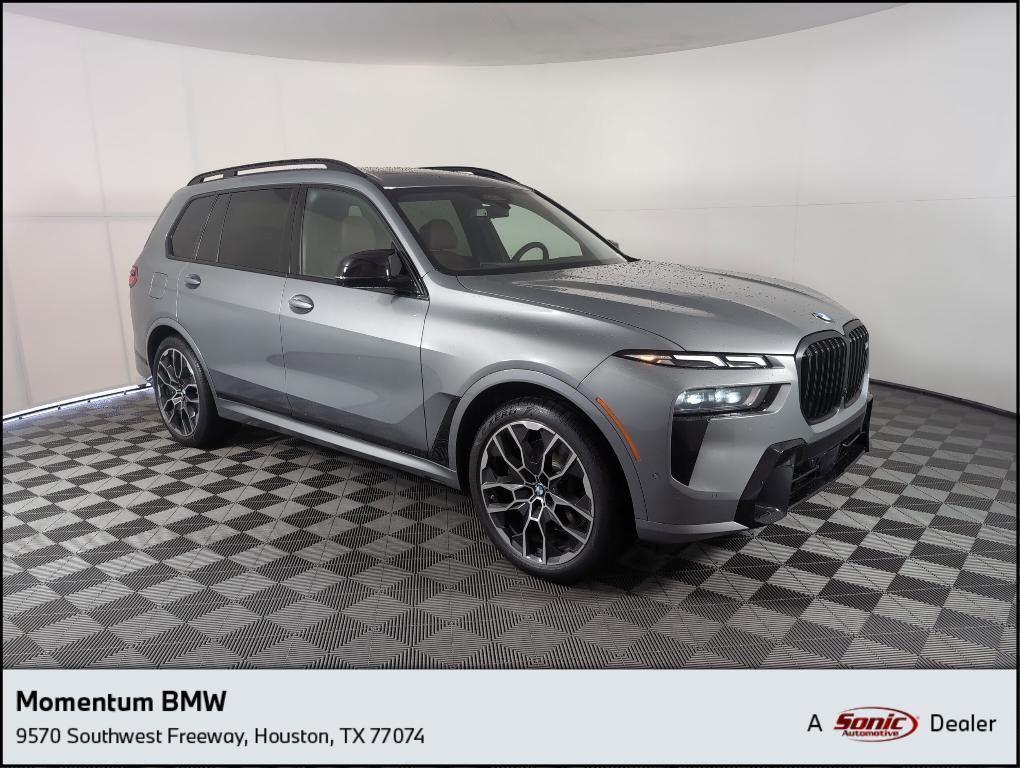 new 2026 BMW X7 car, priced at $118,030